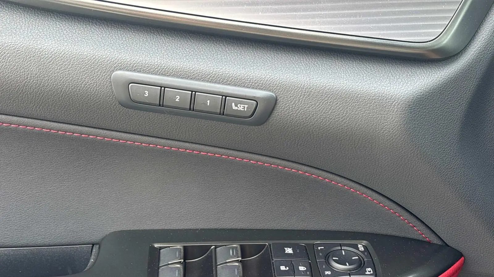 2023 Lexus NX 450h+ F SPORT Handling