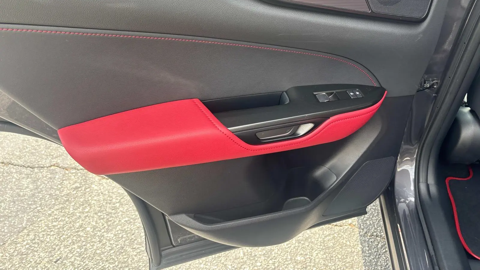 2023 Lexus NX 450h+ F SPORT Handling