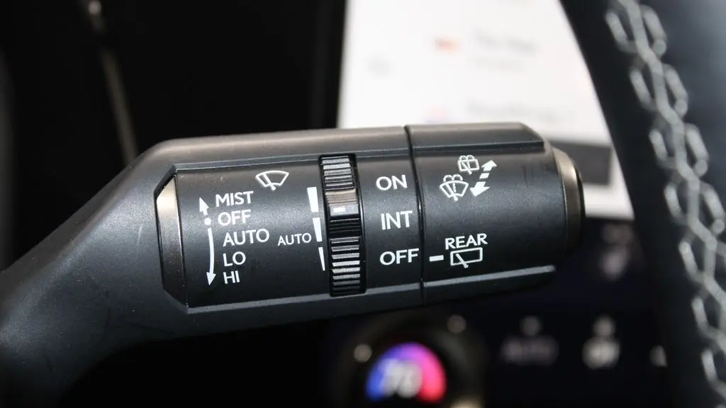 2025 Lexus NX 450h+ F SPORT Handling