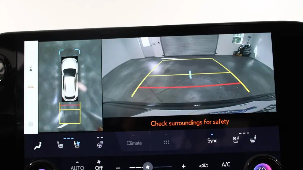2025 Lexus NX 450h+ F SPORT Handling