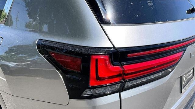 2023 Lexus LX 600 F SPORT Handling