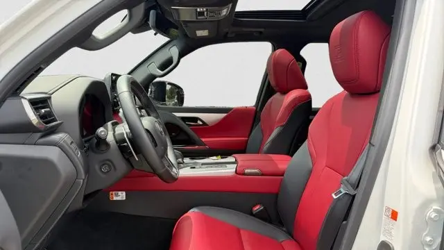 2026 Lexus LX 700h F SPORT Handling