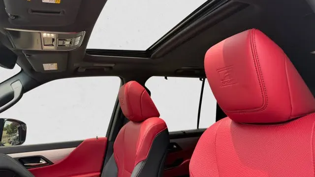 2026 Lexus LX 700h F SPORT Handling