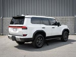 2025 GX 550 Thumbnail 18