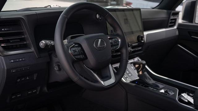 2025 Lexus GX 550 Premium