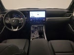 2025 GX 550 Thumbnail 9