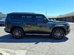 2025 GX 550 Thumbnail 6