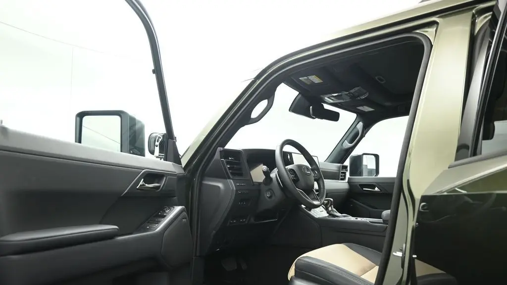 2025 Lexus GX 550 Premium