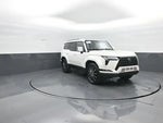 2025 GX 550 Thumbnail 2
