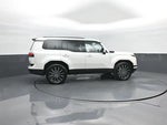 2025 GX 550 Thumbnail 8