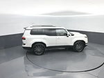 2025 GX 550 Thumbnail 26
