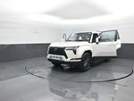 2025 GX 550 Thumbnail 30