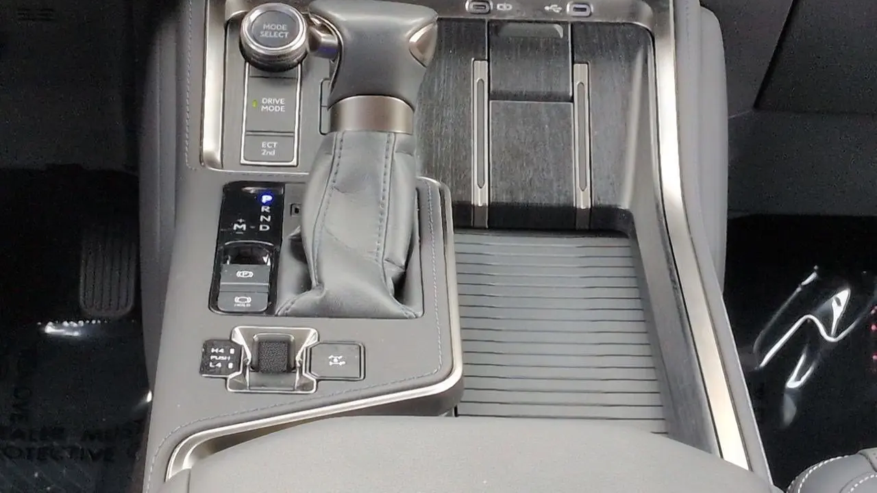 2024 Lexus GX 550 Luxury