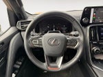 2025 LX 700h Thumbnail 12