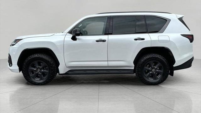 2026 Lexus LX 700h Overtrail