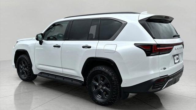 2026 Lexus LX 700h Overtrail