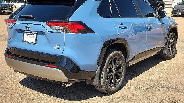 2023 Toyota RAV4 Hybrid SE