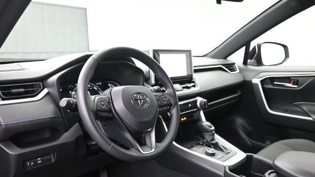 2025 Toyota RAV4 Hybrid SE
