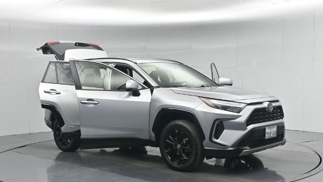 2025 Toyota RAV4 Hybrid SE
