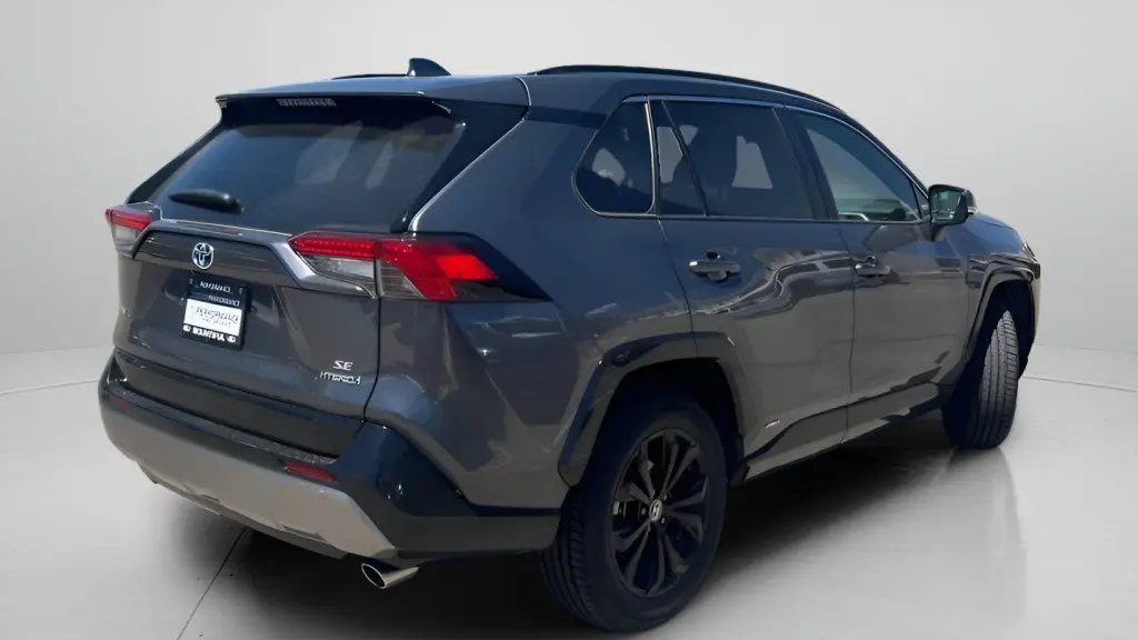 2023 Toyota RAV4 Hybrid SE