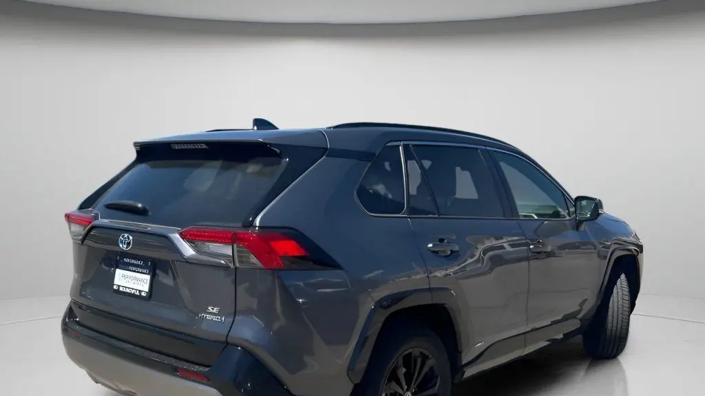 2023 Toyota RAV4 Hybrid SE