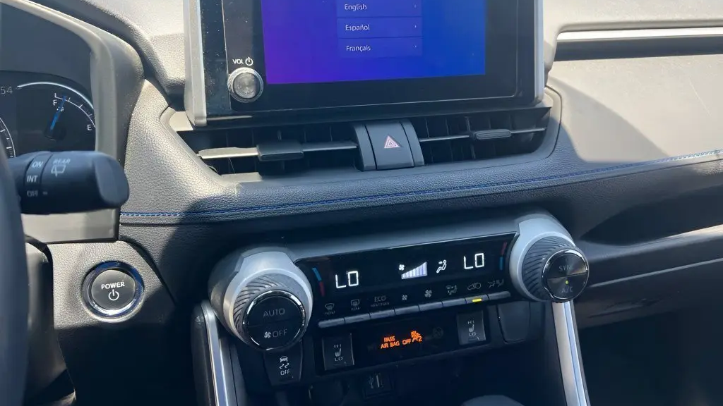 2023 Toyota RAV4 Hybrid SE
