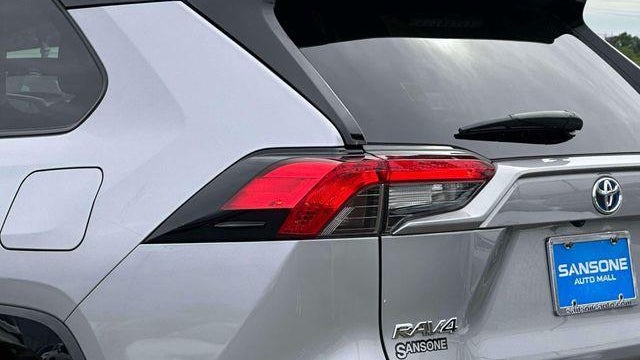 2023 Toyota RAV4 Hybrid SE