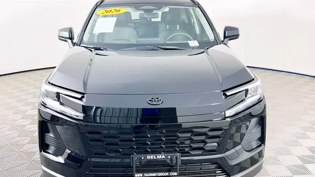 2026 Toyota RAV4 SE