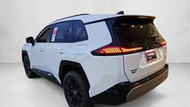 2026 Toyota RAV4 Plug-in Hybrid SE