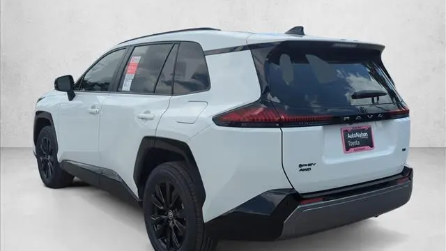 2026 Toyota RAV4 Plug-in Hybrid SE