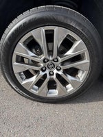 2019 RAV4 Thumbnail 9