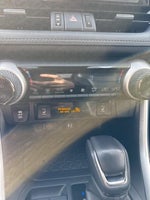 2019 RAV4 Thumbnail 20
