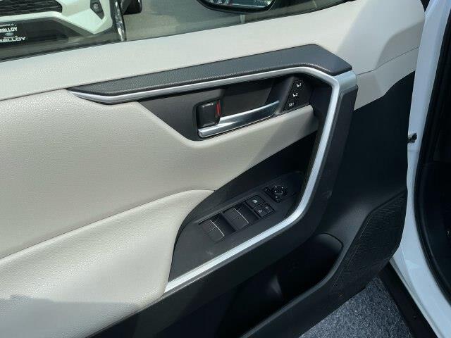 2019 Toyota RAV4 - $23,699