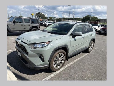 2019 Toyota RAV4 AWD XLE Premium 4DR SUV