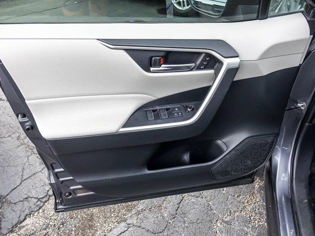 2019 Toyota RAV4 - $23,998
