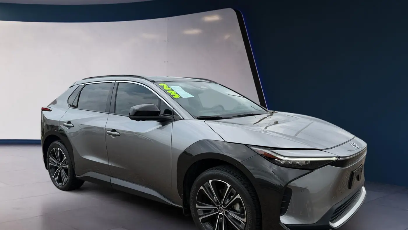 2023 Toyota bZ4X Limited