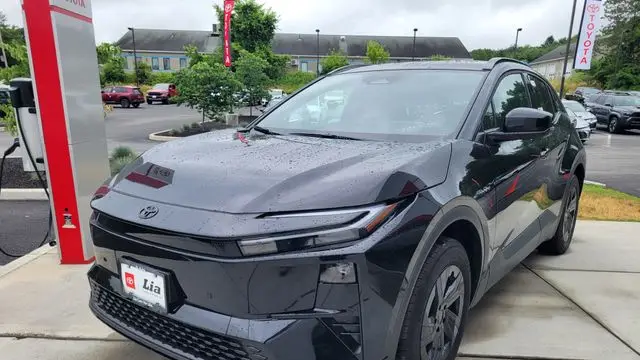 2026 Toyota C-HR SE