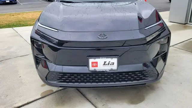 2026 Toyota C-HR SE