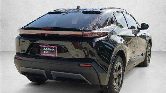 2026 Toyota C-HR SE