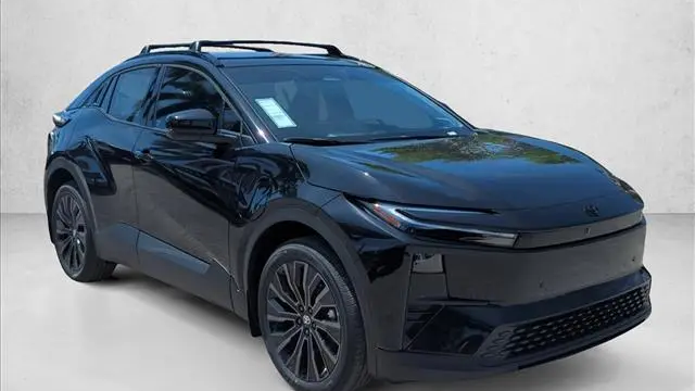 2026 Toyota C-HR XSE