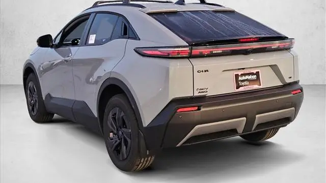 2026 Toyota C-HR SE