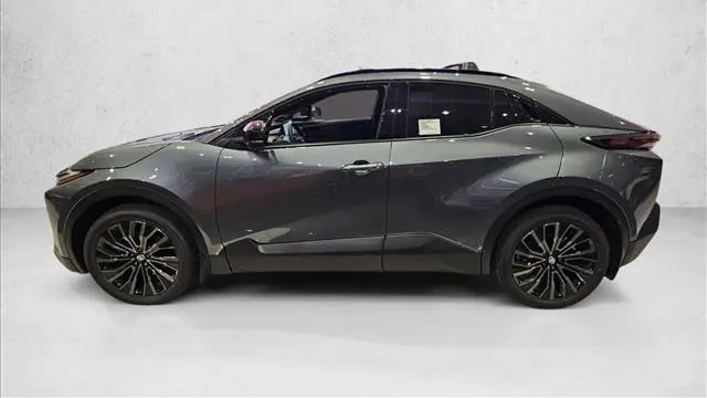 2026 Toyota C-HR XSE