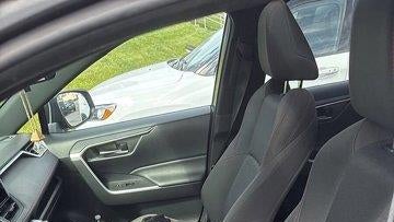 2024 Toyota RAV4 Prime SE