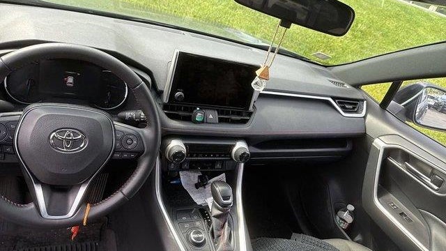 2024 Toyota RAV4 Prime SE