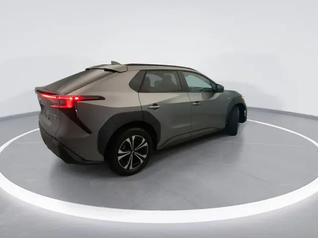 2025 Subaru Solterra - $23,393