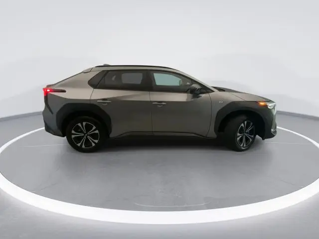 2025 Subaru Solterra - $23,393