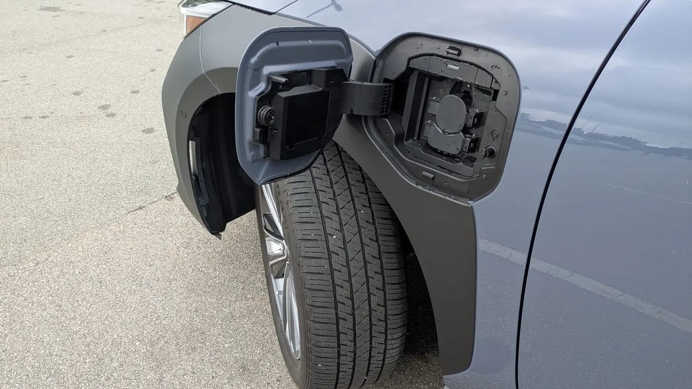 2023 Subaru Solterra Limited