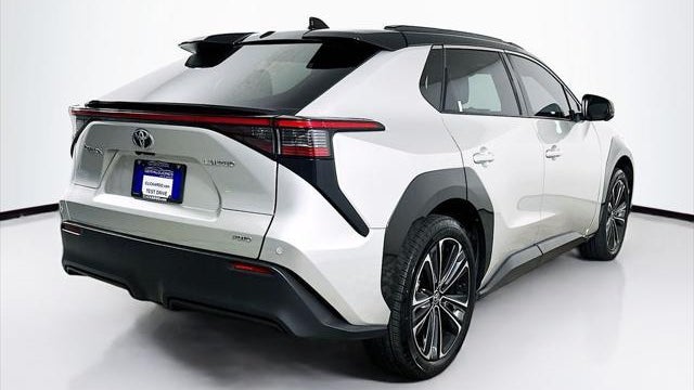 2023 Toyota bZ4X XLE
