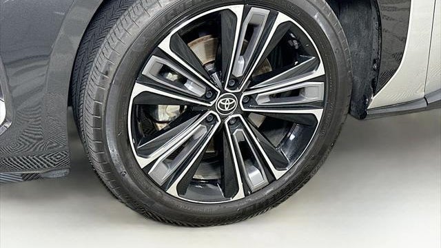2023 Toyota bZ4X XLE