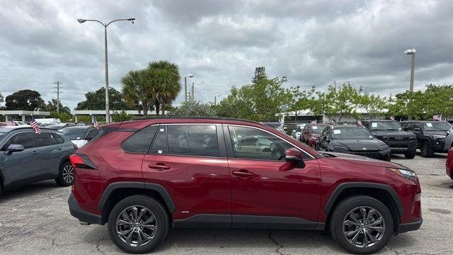 2024 Toyota RAV4 Hybrid XLE Premium